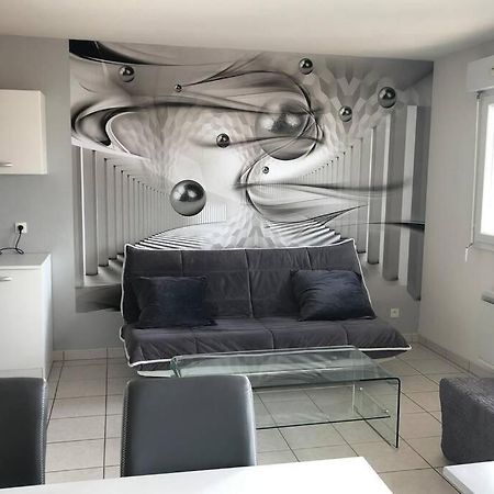 Un Appartement Lumineux 6 Personnes Арес Екстер'єр фото